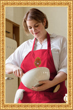 "Heart of Rainha" - Apron (Red)